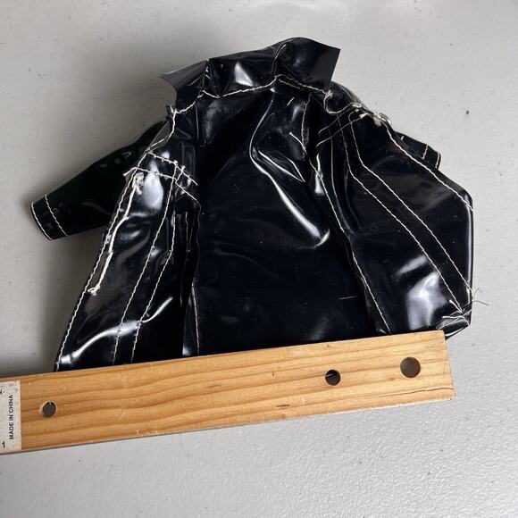 Vintage Barbie Clone Maddie Mod Black Shiny Raincoat VHTF Retro Fashion Wear - Picture 3 of 8